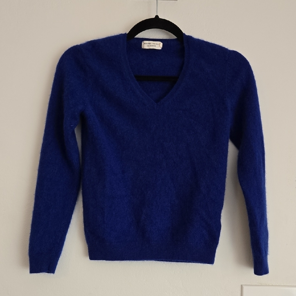 Monoprix/ Premium Pur Cashmere Women's V-Neck Blue‎ Sweater Size XS